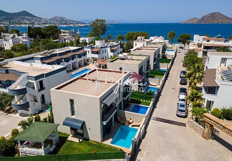 Yalıkavak'ta Denize Sıfır, Havuzlu Villa